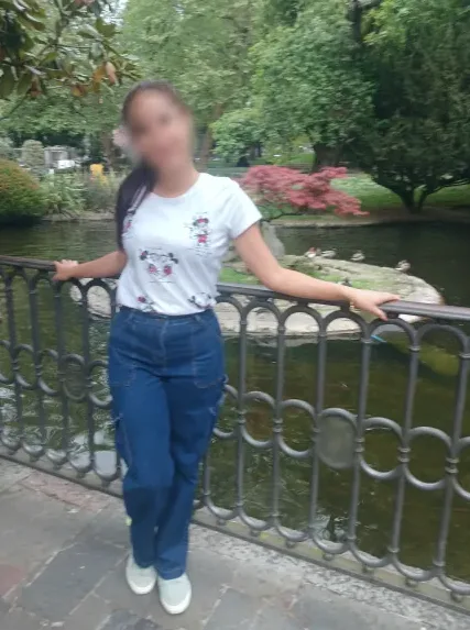 Isabella, 22