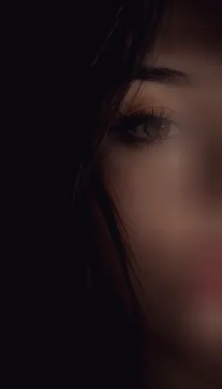 Julia, 26